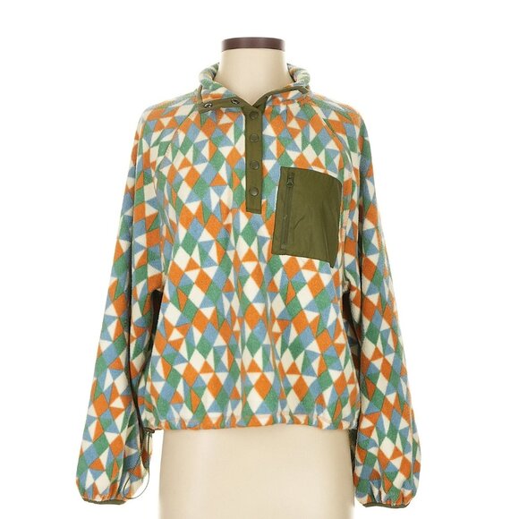 The GREAT. Outdoors Excursion Pullover in Maple Wood Diamond Geo Small - Picture 3 of 5